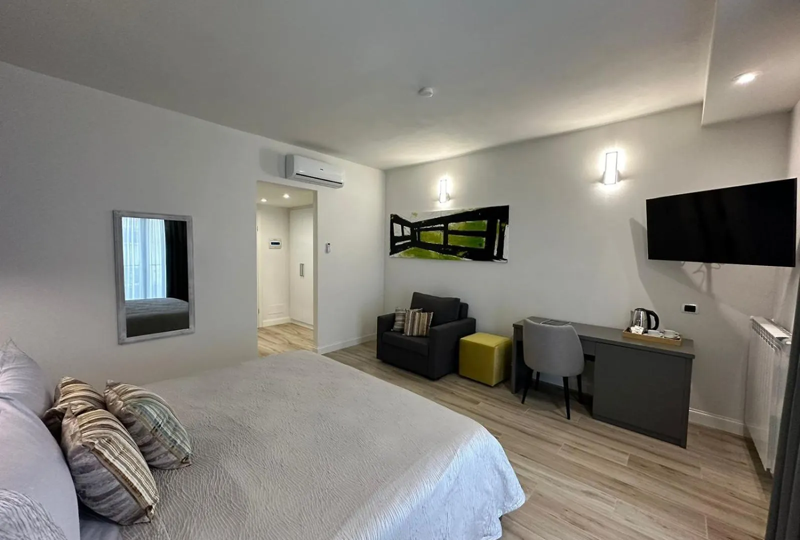 Hotel Evergreen Laguna Vain-Lezhe